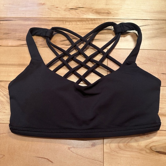 lululemon athletica Tops - LuluLemon Sports Bra